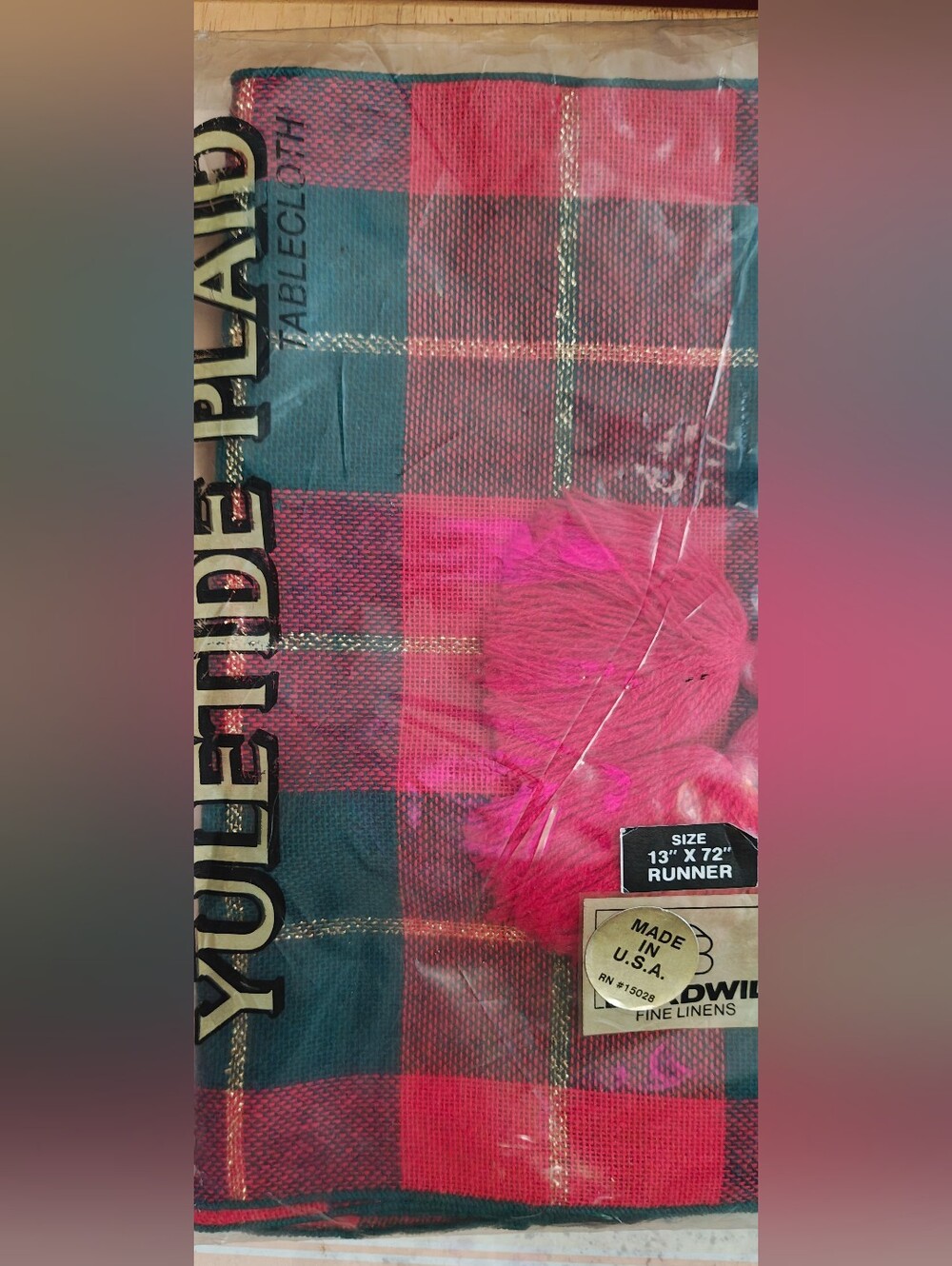 Vintage Yule Tide Plaid Red and Green Table Runner